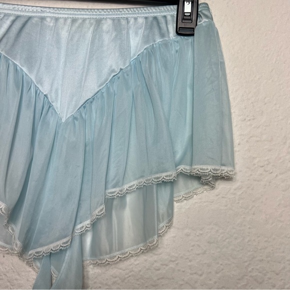 Vintage Vanity Fair Nylon Satin Fluted French Skirt Shorts Knickers - Picture 3 of 6